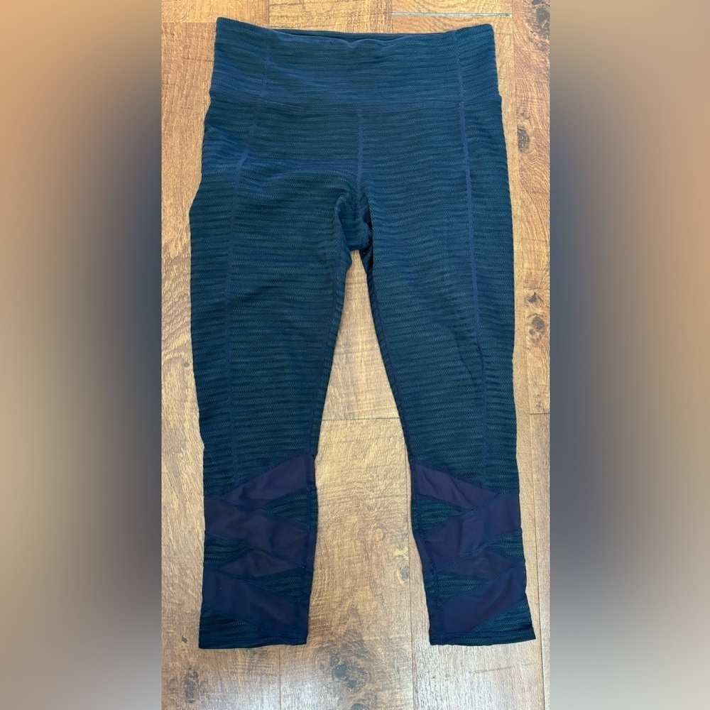 Athleta Womens leggings sheer mesh sz small